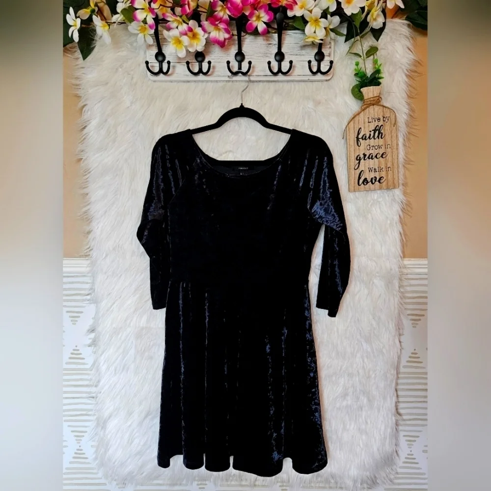 velvet skater dress forever 21 Skater Dress Forever 21 Crushed Velvet Dress Forever 21 Burgundy Velvet Dress Women's Size Medium Skater